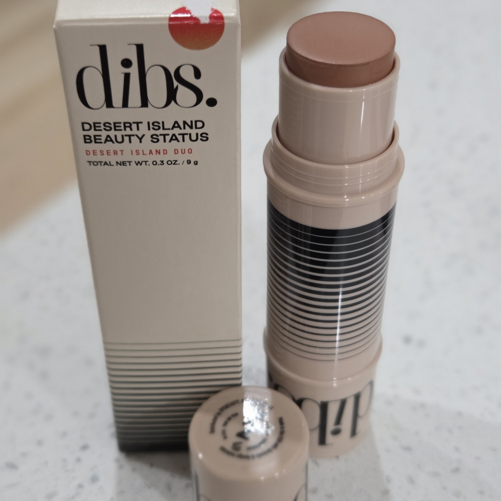 Desert Island Beauty Status - Pink Makeup Stick - Picture 3 of 3